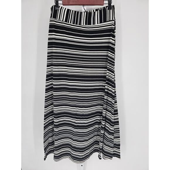 Roz & Ali Women's Black-White Striped Polyester Stretch Waist Skirt Size M - Picture 4 of 4
